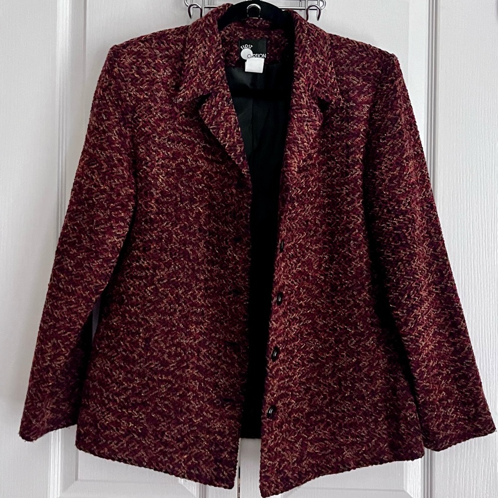 - FIRST OPTION WOMENS BLAZER, CHENILLE, BURGUNDY & BROWN PLAID, size small